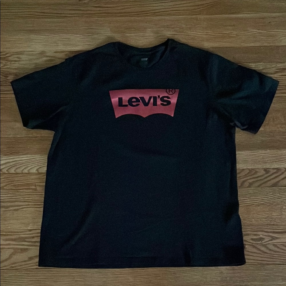 Levi's Black T-Shirt with Red Logo